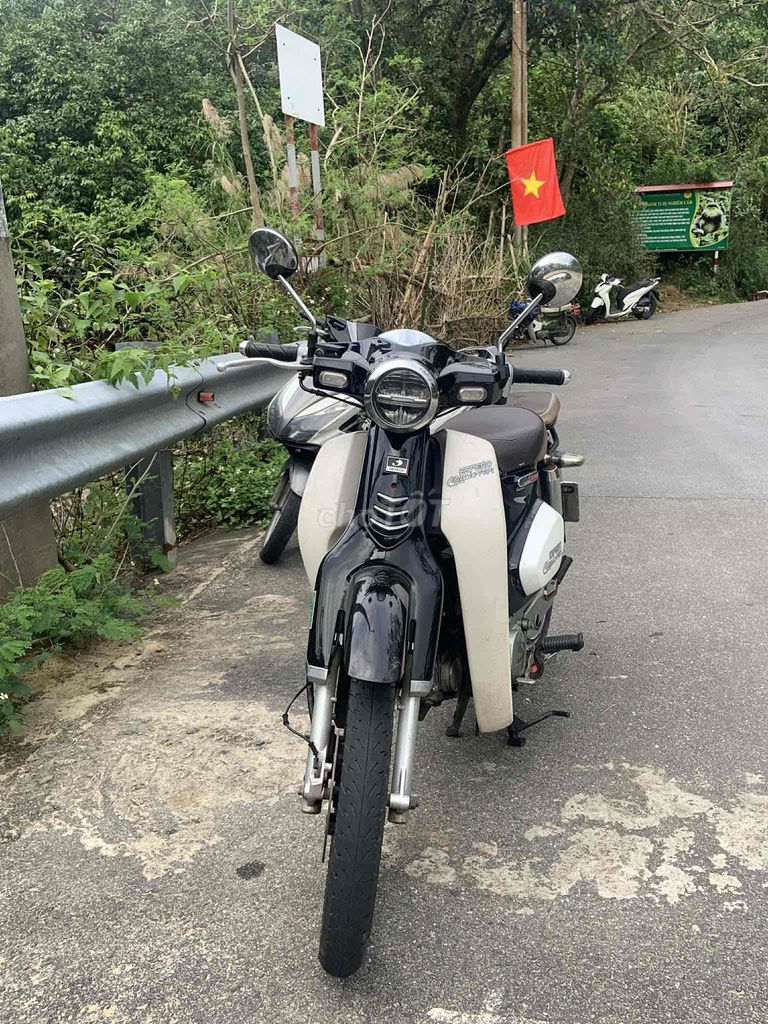 Honda Cub 50cc 2023 Черный, Белый Механика