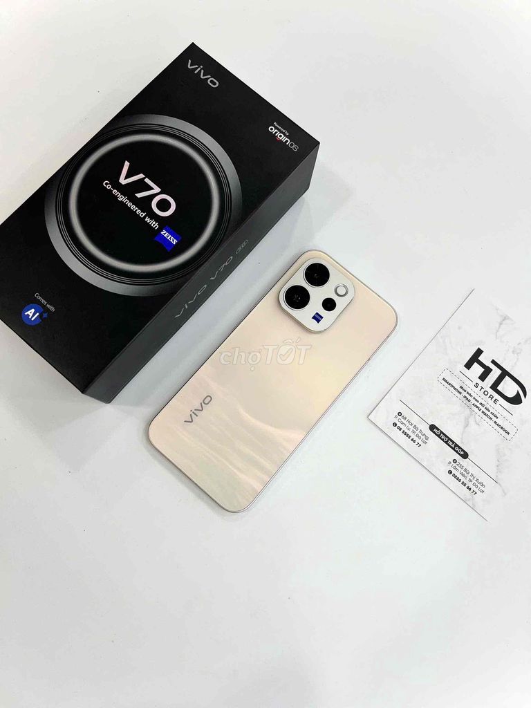 Vivo V70 5G 12GB/256GB полный комплект