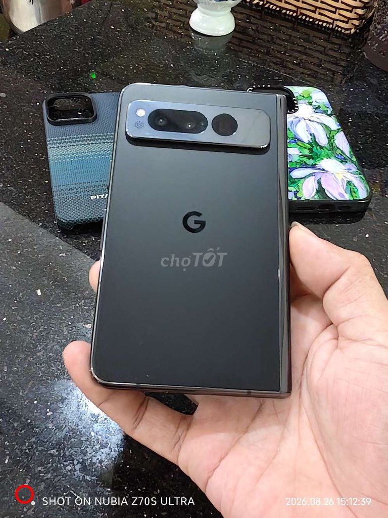 Google Pixel Fold 256GB Черный