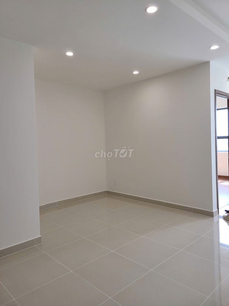 Фото 3: Есть много квартир Q7 Riverside 1-2-3 спальни от 8.5-12 млн, с полной мебелью, есть кондиционер