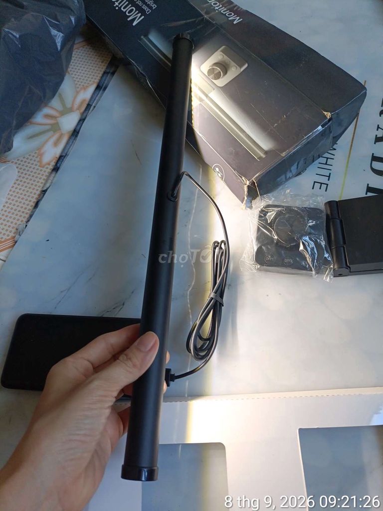 Фото 3: Настольная лампа Wiscolor черная USB 5W