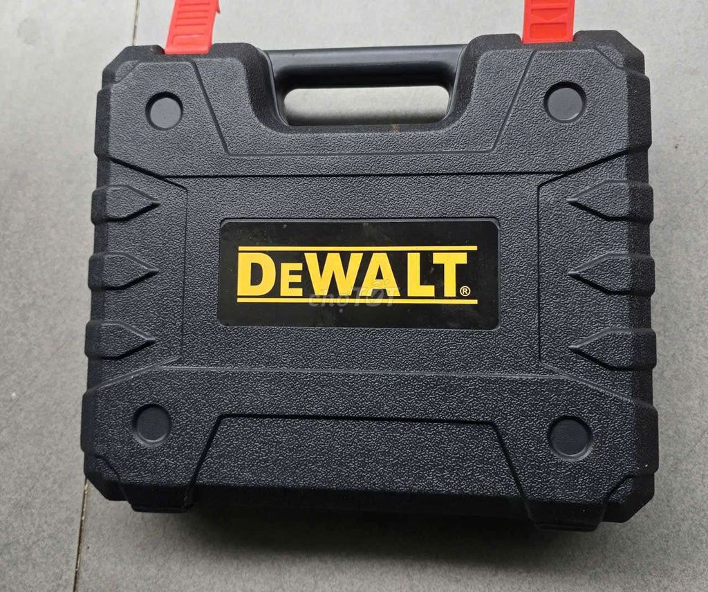 Дрель-шуруповерт Dewalt 72V, новая 100%