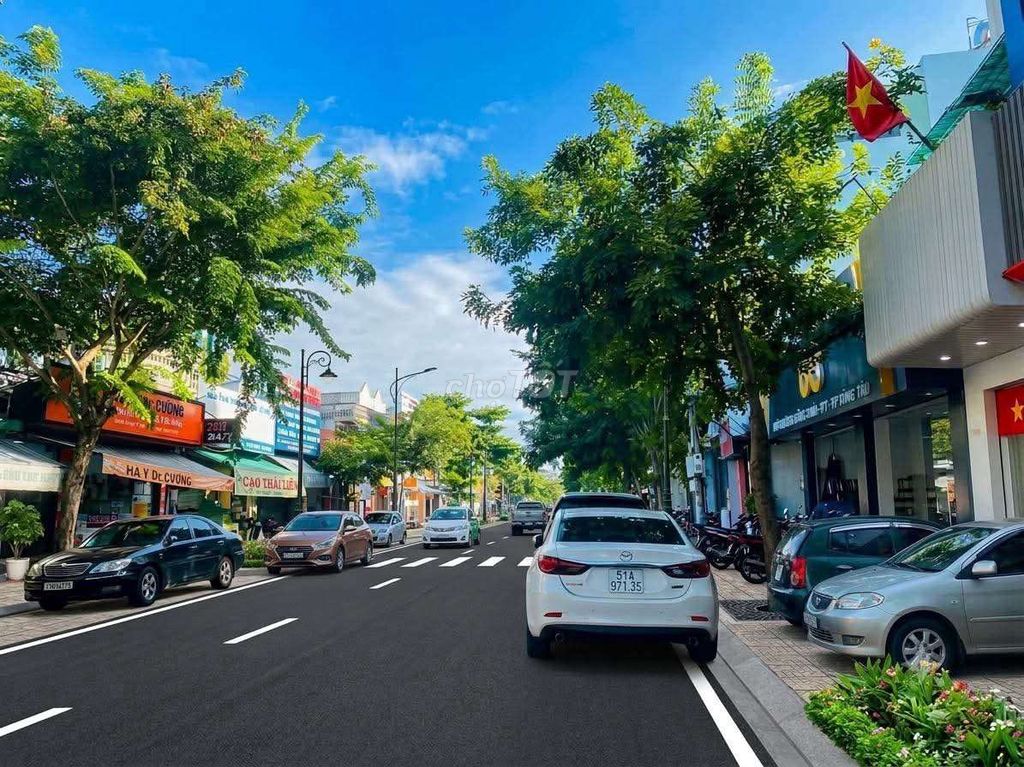 Продажа mặt tiền đường Trương Công Định