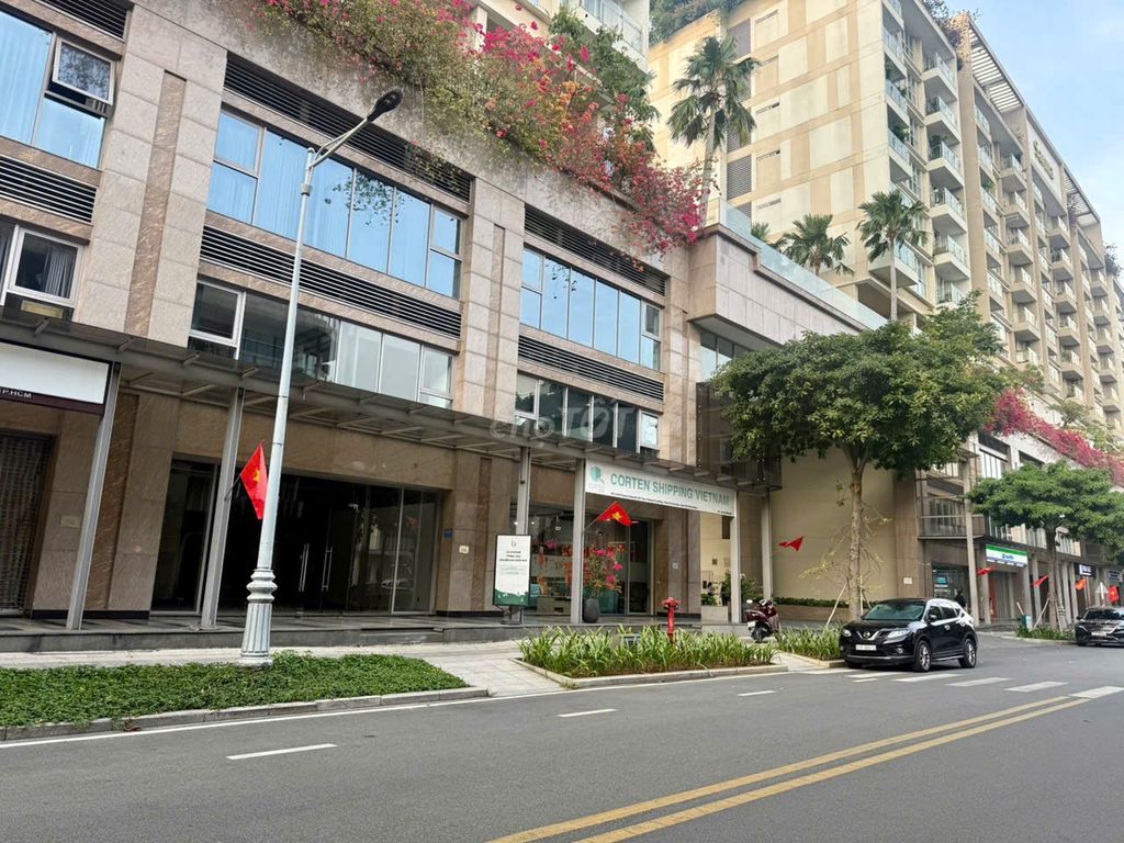 Shophouse Sarina 232m², аренда целиком, 110 млн/месяц