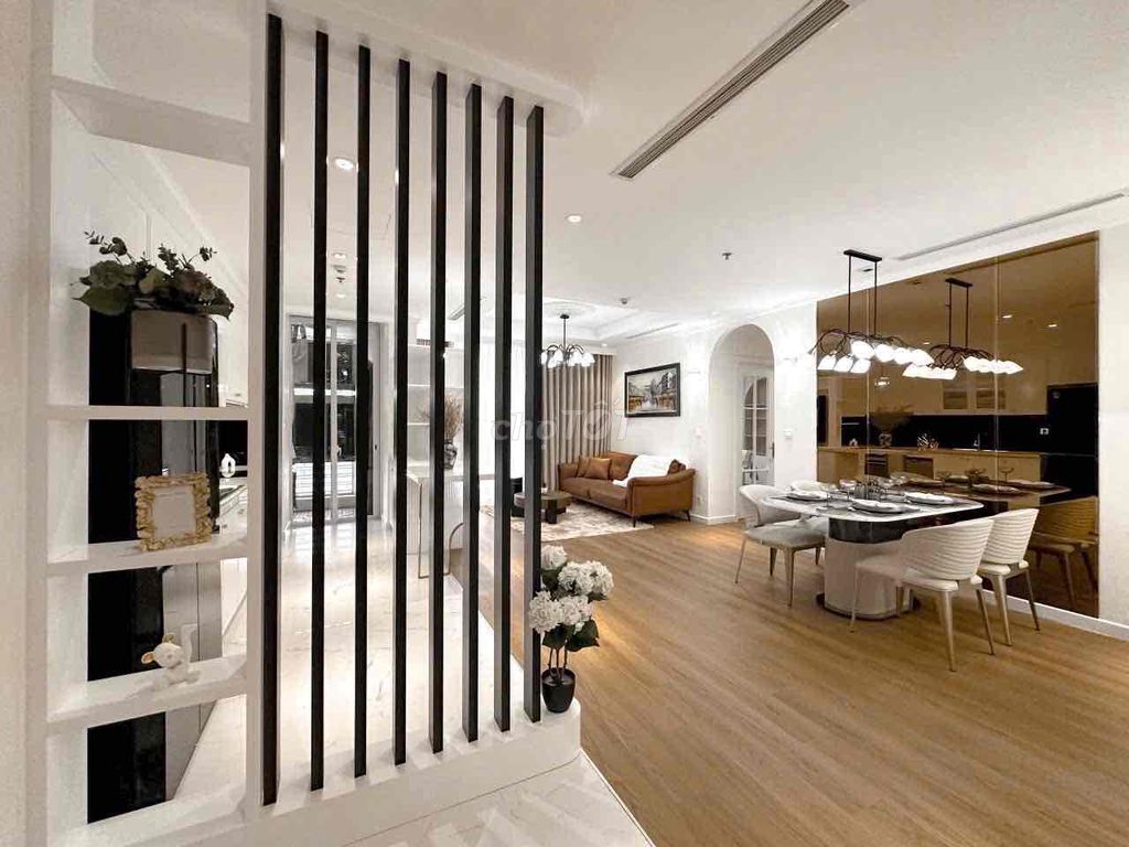 Срочная аренда 3-комн. с полной мебелью | 126 м² | Vinhomes Central Park – 30 млн/месяц.