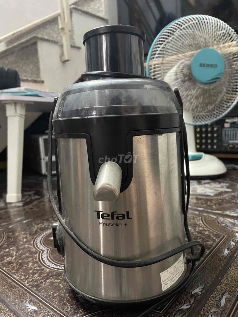 Соковыжималка медленного отжима Tefal Frutelia +