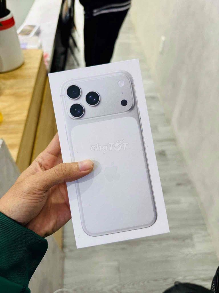 Фото 2: Apple iPhone 17 Pro Max 256G Trắng Mới 100%