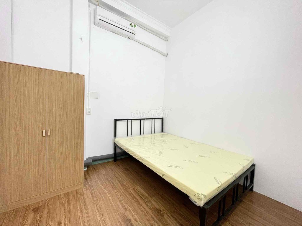 Фото 3: Аренда квартиры 50м2 2 спальни 1 санузел в Фу Нюан, широкий балкон, полная мебель