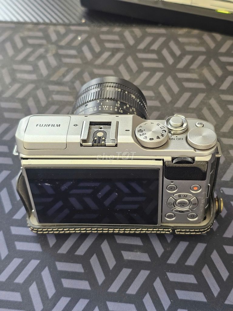 Фото 2: Фотоаппарат Fujifilm X-A5 Silver 4K