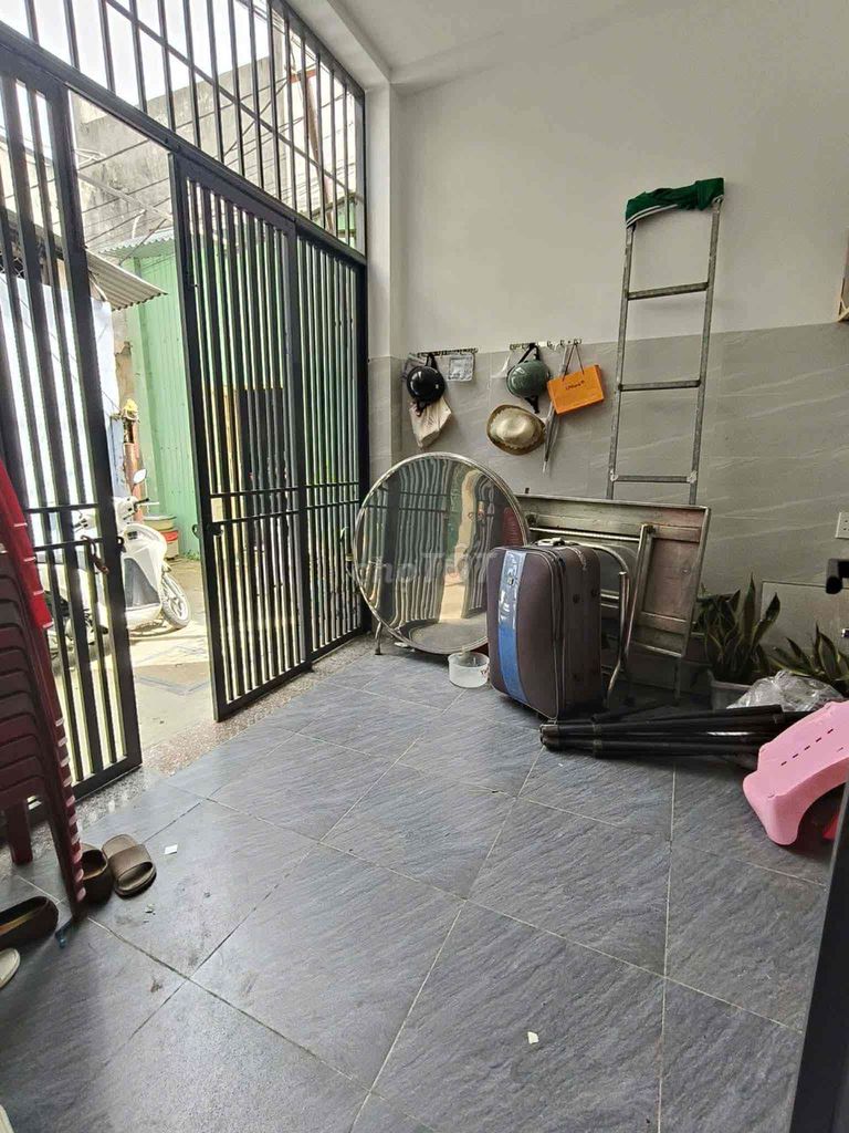 Фото 3: ПРОДАЖА ДОМА 2 ЭТАЖА КРАСИВЫЙ В ПЕРЕУЛКЕ ЧАН НЯТ ЗУАТ - 3 СП, 2 С/У - ЦЕНА 4.8 МЛРД