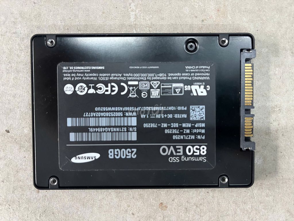 LaCie Porsche Design 1TB Б/У