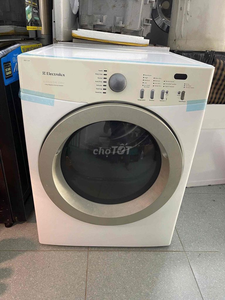 Сушильная машина для одежды Electrolux 11 кг Белая