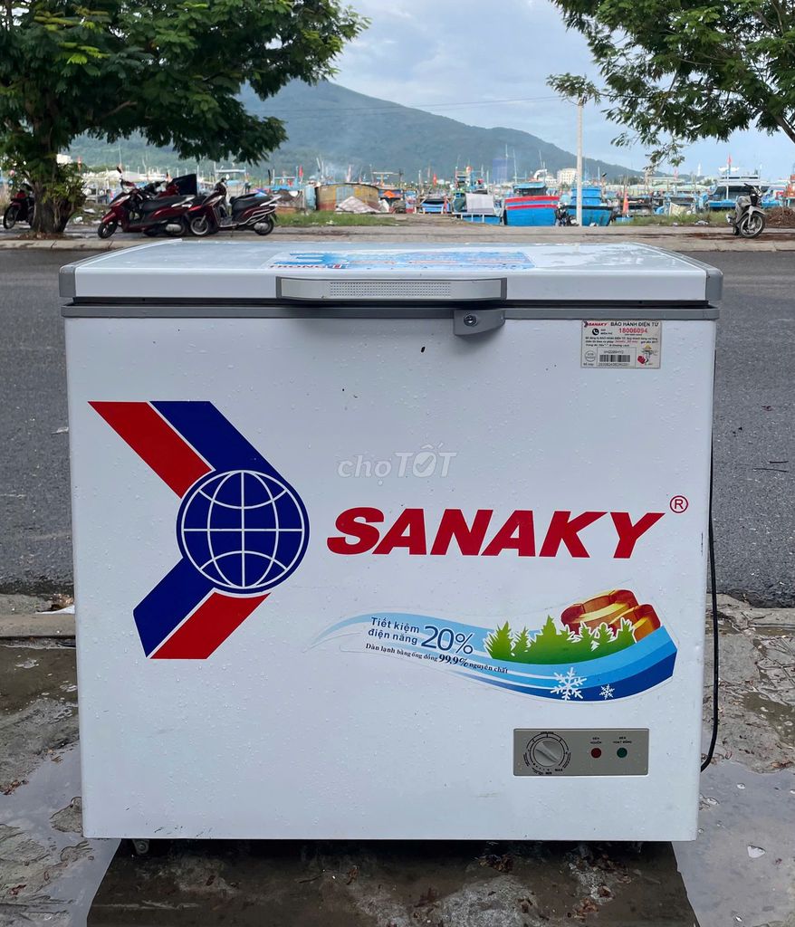 Морозильный ларь Sanaky белый