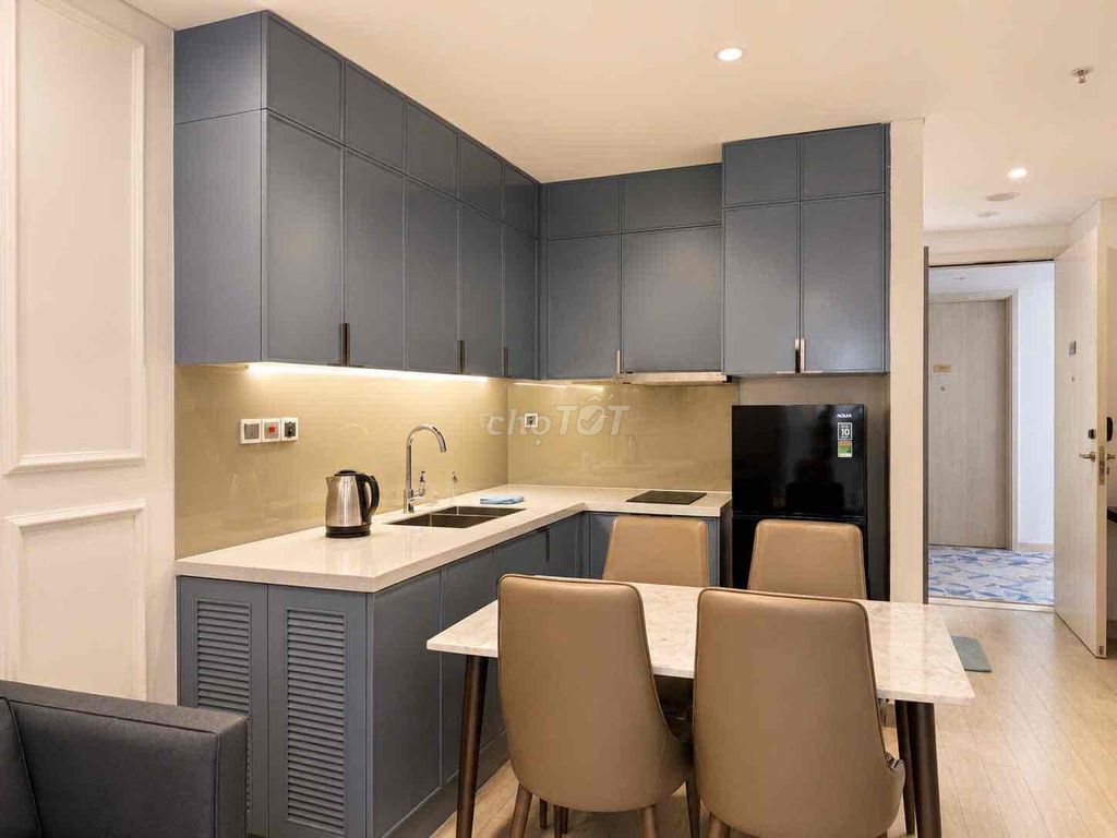Продается 2-комнатная квартира в Golden Bay класса 5 звезд с VIP-интерьером
