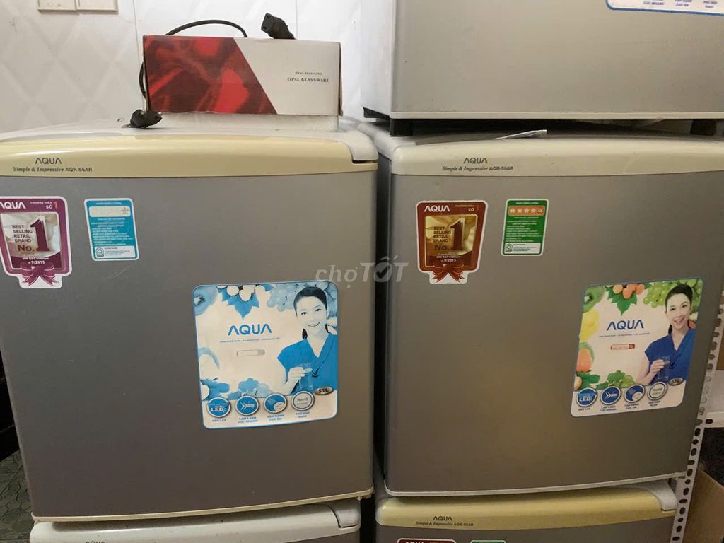 Холодильник Aqua 93L серебристый