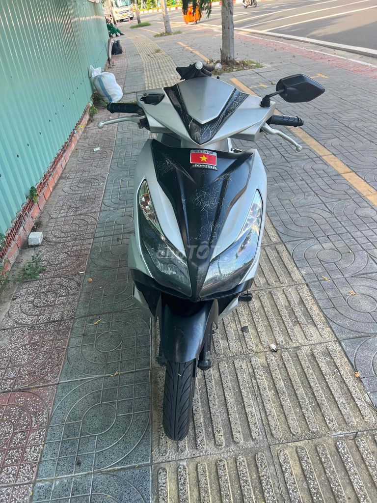 Honda Air Blade 2014 125cc серебристо-черный
