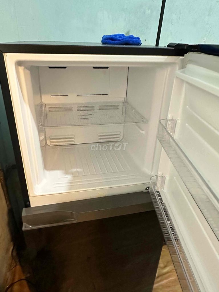 Холодильник Toshiba GR-B22VU черный, Таиланд