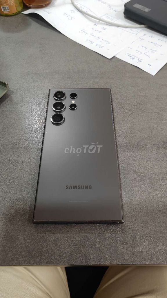 Фото 2: Samsung S24 Ultra 1TB серый титан как новый