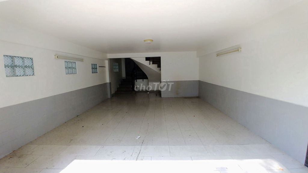 Фото 2: Улица 5C, жилой район Чунг Шон, Бинь Хынг, БК | 120 м² (6x20), 4 этажа, красная книга