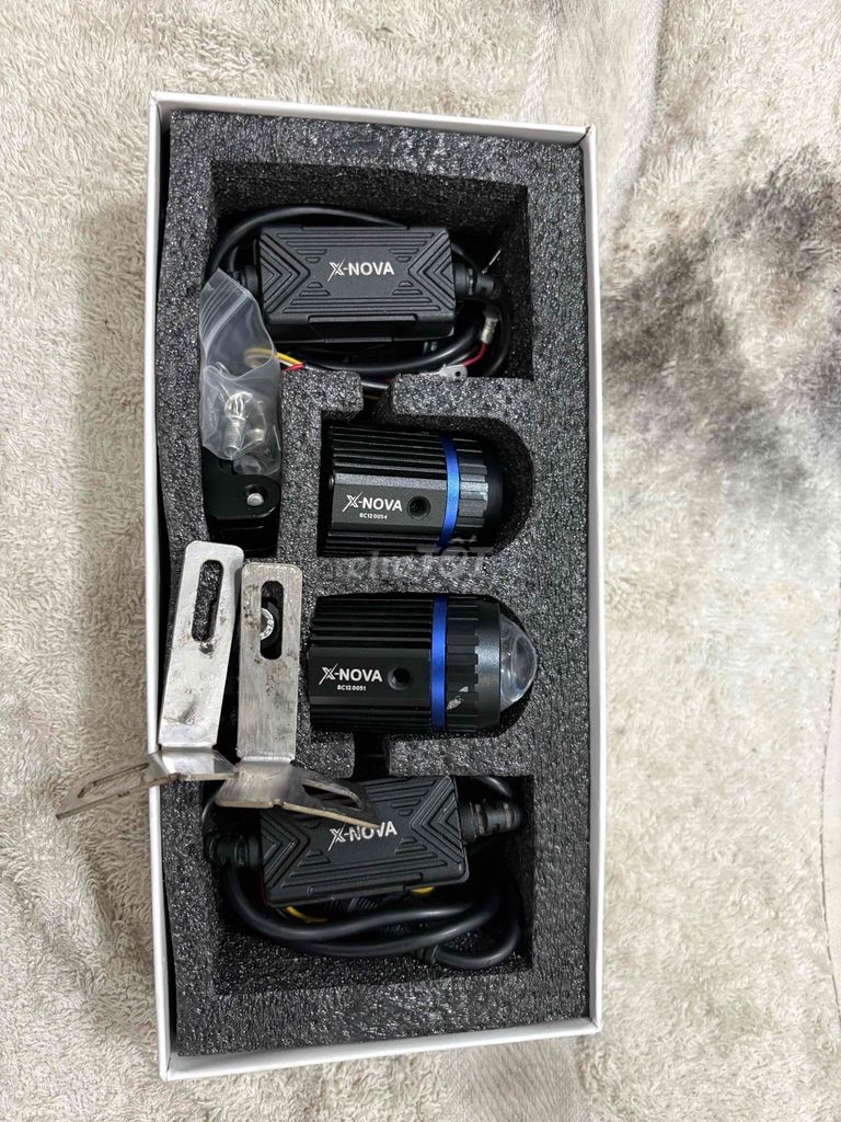 Биксеноновая линза X-Nova X-Mini 25W, б/у