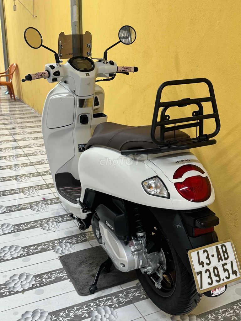 Фото 3: Scoopy 2026 Белый-черный супер новый 43AB-739.54