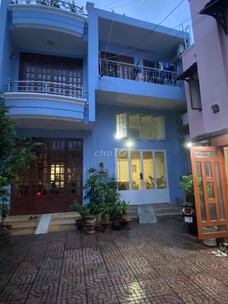 🏠 Сдается комната в доме на улице Ву Тунг, рынок Батьеу, квартал Зядинь