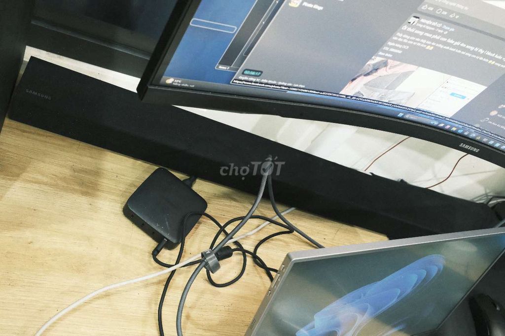 Фото 2: Саундбар Samsung HW-T420 черный