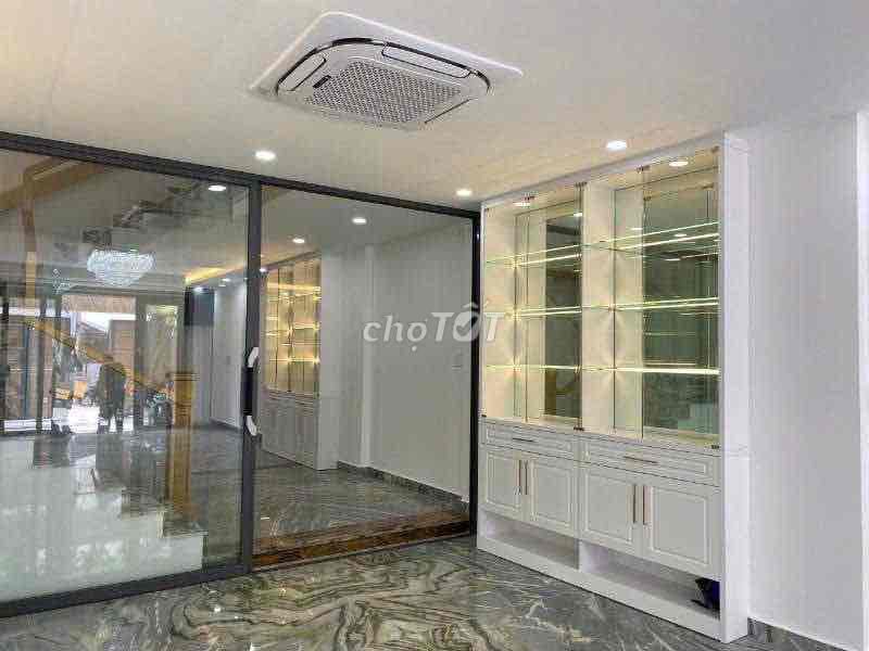 Фото 3: Аренда дома, фасад 18A Хоа Кау, район 7, округ Фу Нюан