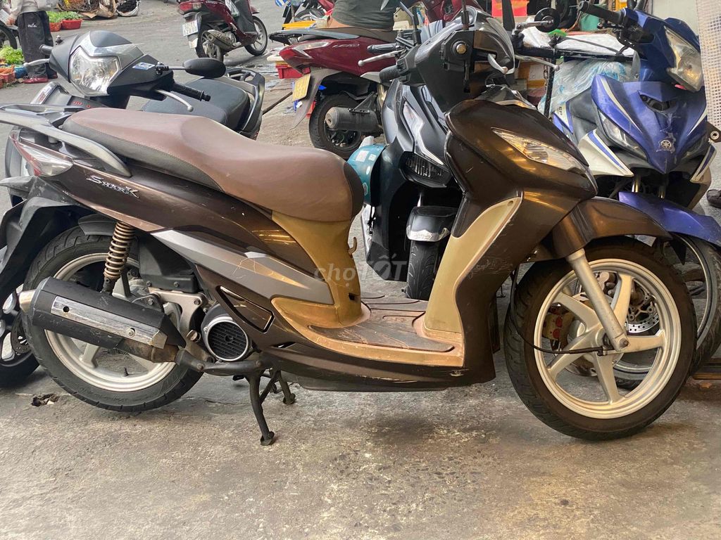 SYM Shark 125 2011 Nâu Vàng Xám