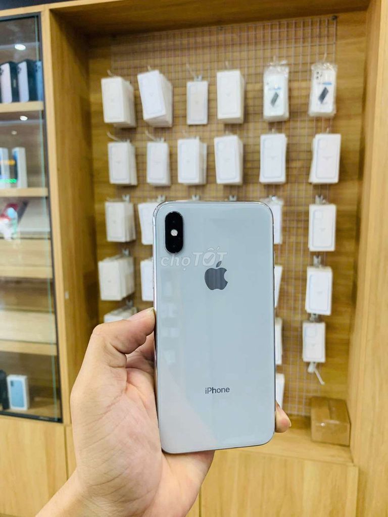 iPhone X 64GB Белый Б/У