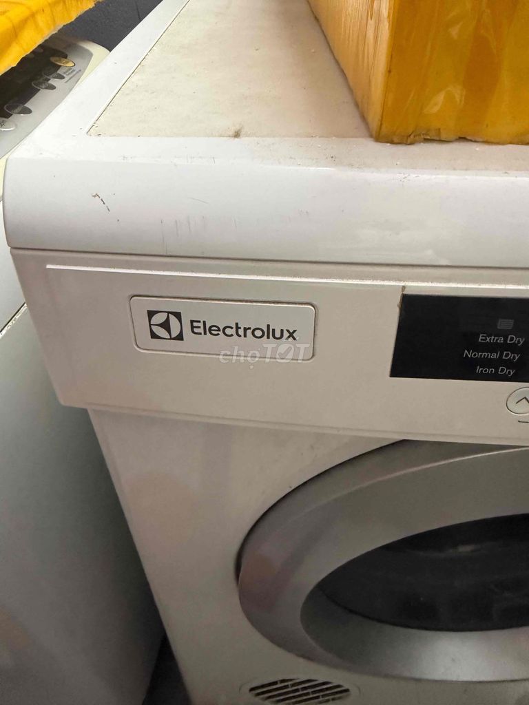 Сушильная машина для одежды Electrolux SensorDry 7.5 кг белая