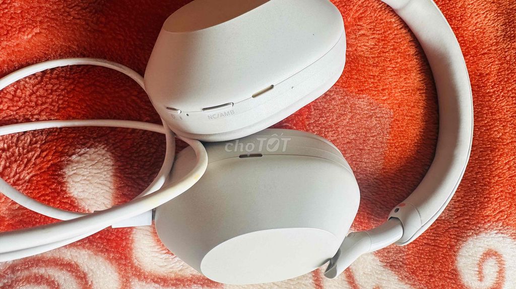 Наушники Sony WH-1000X5 белые, 98-99% новые