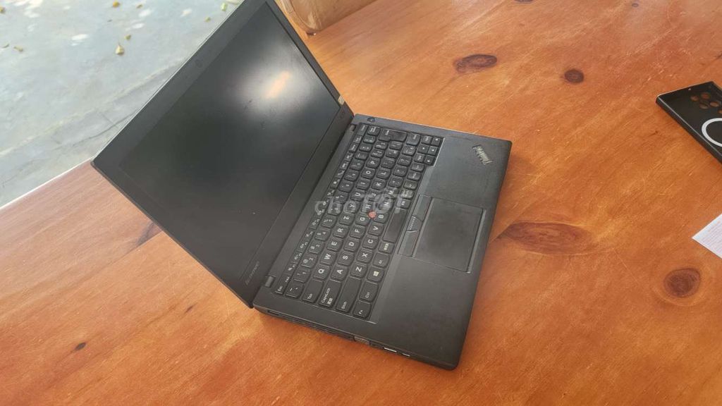 Фото 3: Lenovo Thinkpad X250 i5 4GB/120GB как новый