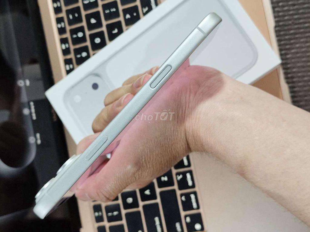Фото 3: iPhone 17 Pro Max chính hãng Viettel, bảo hành hơn 11 tháng