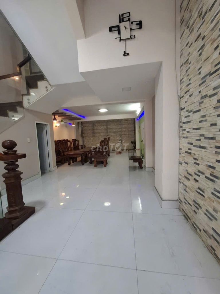Фото 2: 💎💯Nhà MTKD 20m khu Tên Lửa 4,5x20m 4 tầng 4PN+máy lạnh 5WC GẦN ĐS 7