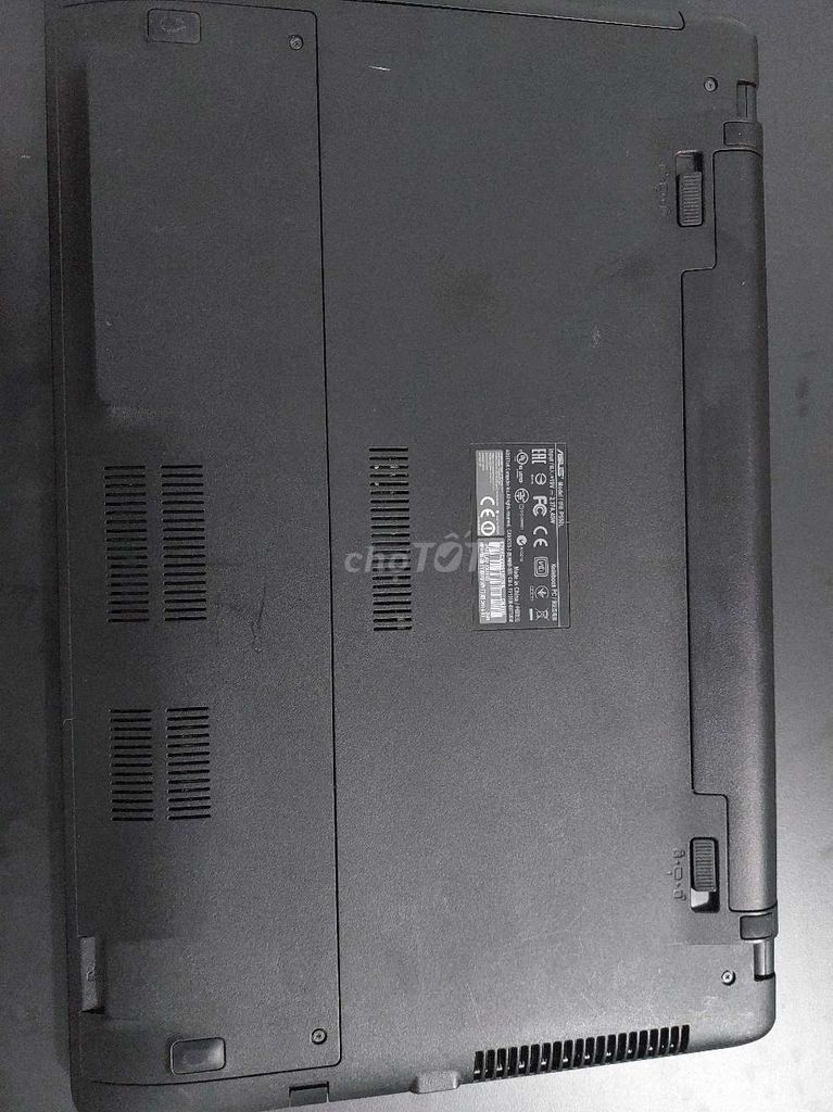 Фото 2: Asus P550L i3 4010U 10GB/SSD 128GB HDD 300GB Черный