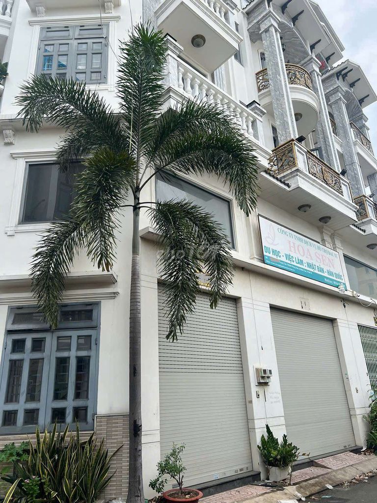 FULL NT- CHO THUÊ NHÀ Đ/C 671/8 LÊ TRỌNG TẤN - 4 TẤM -5PN-5WC