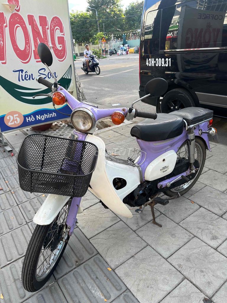 Honda Cub 50cc Cánh Én 1980.