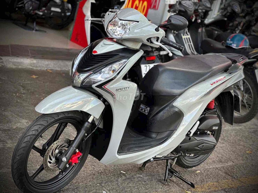 Honda Vision Sport 2023