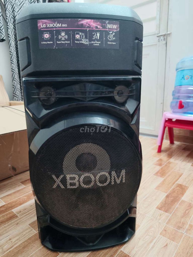 Фото 3: Колонка LG XBOOM RN5, чёрная, б/у