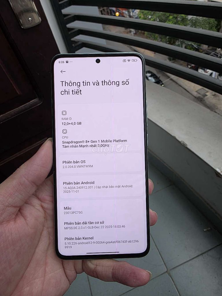Фото 2: Xiaomi Poco F5 Pro 256GB светло-голубой