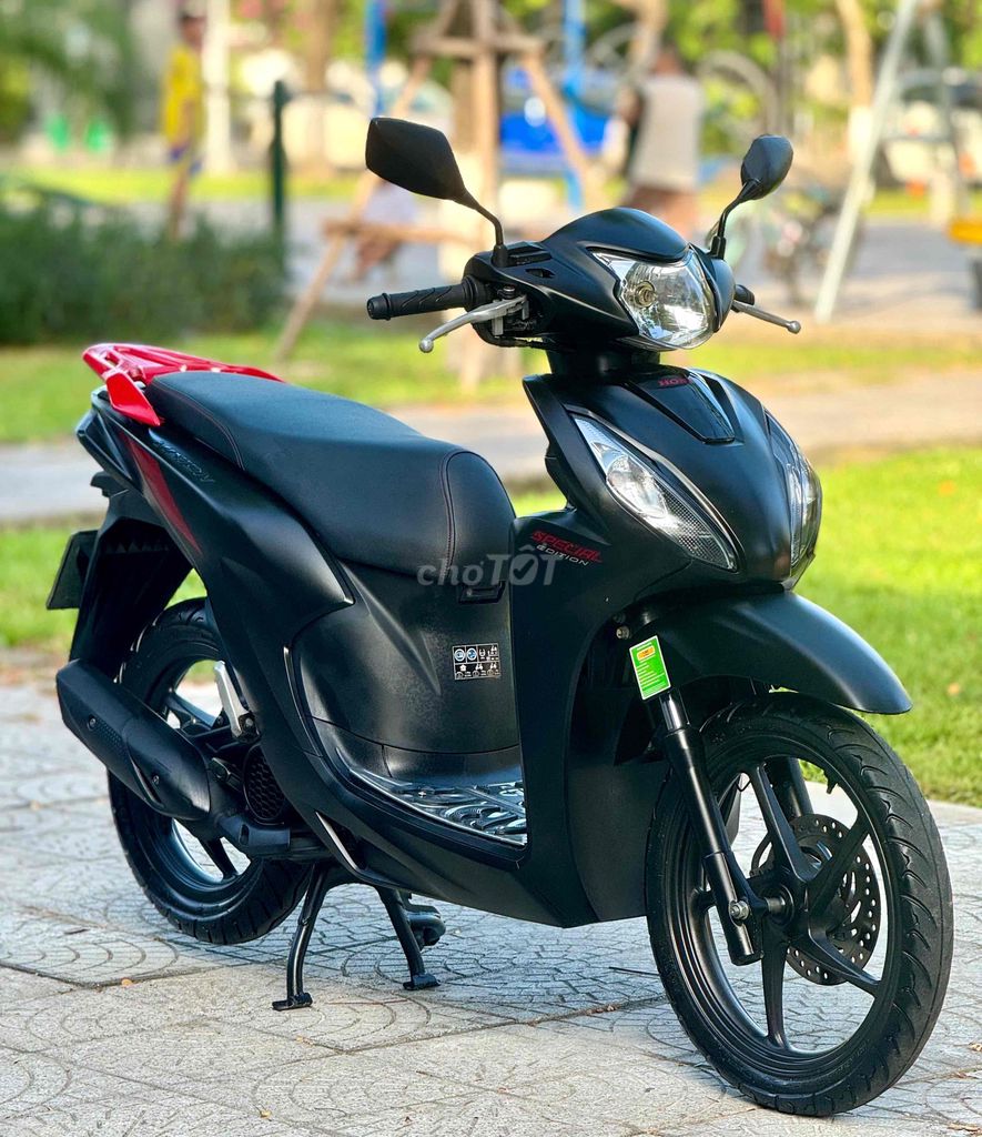 Фото 3: Vision Cao cấp 2023 Đen biển 43 siêu mới