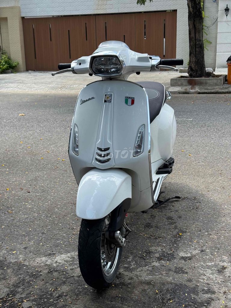 Фото 2: Vespa Sprint Iget ABS Белый