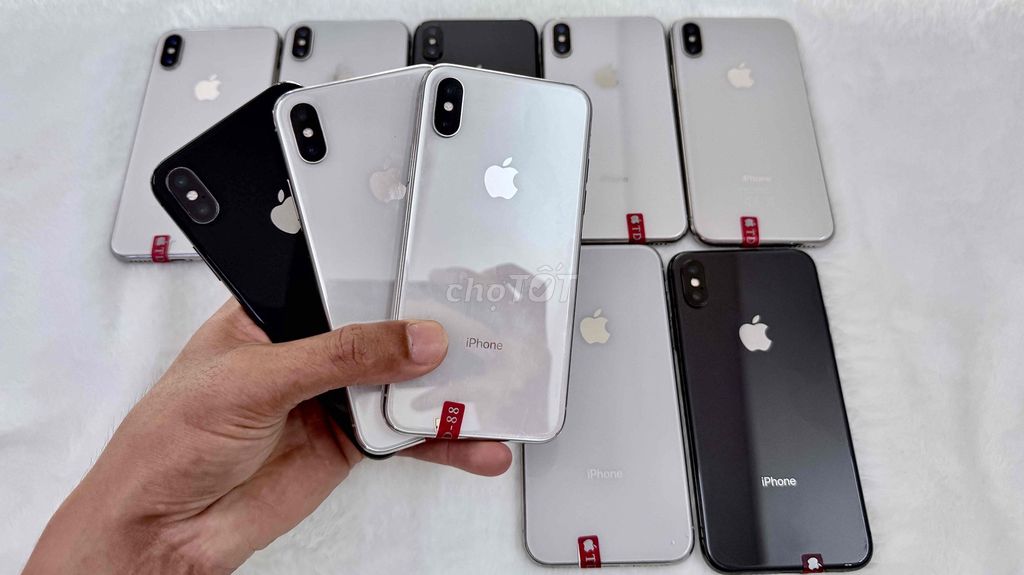 Фото 2: Apple iPhone X 64GB Черный Серебристый