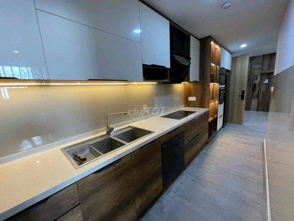 Сдается Emerald Celadon City Tân Phú — дуплекс 127 м², 3 спальни, эркер