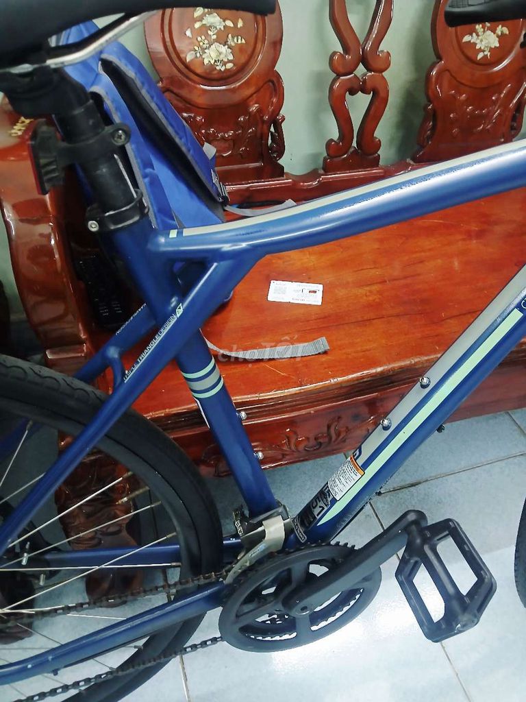 Фото 3: Горный велосипед GT Алюминий Shimano Sora 700x28c