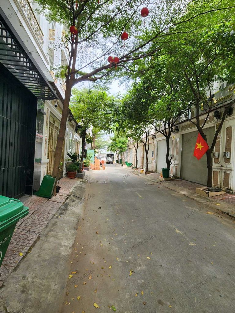 Фото 2: NHÀ PHỐ LỘC VỪNG HẺM 535 QL 13 KẾ VẠN PHÚC