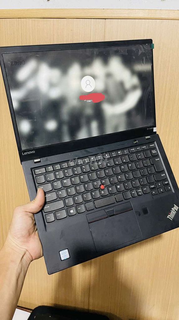Lenovo X1 Carbon i7-7500U 8GB черный
