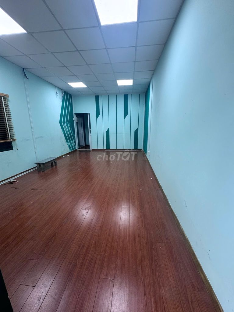 Фото 3: Аренда дома HX (грузовой доступ) Йен Тхе 6x8м, 1 этаж, цена 11 млн