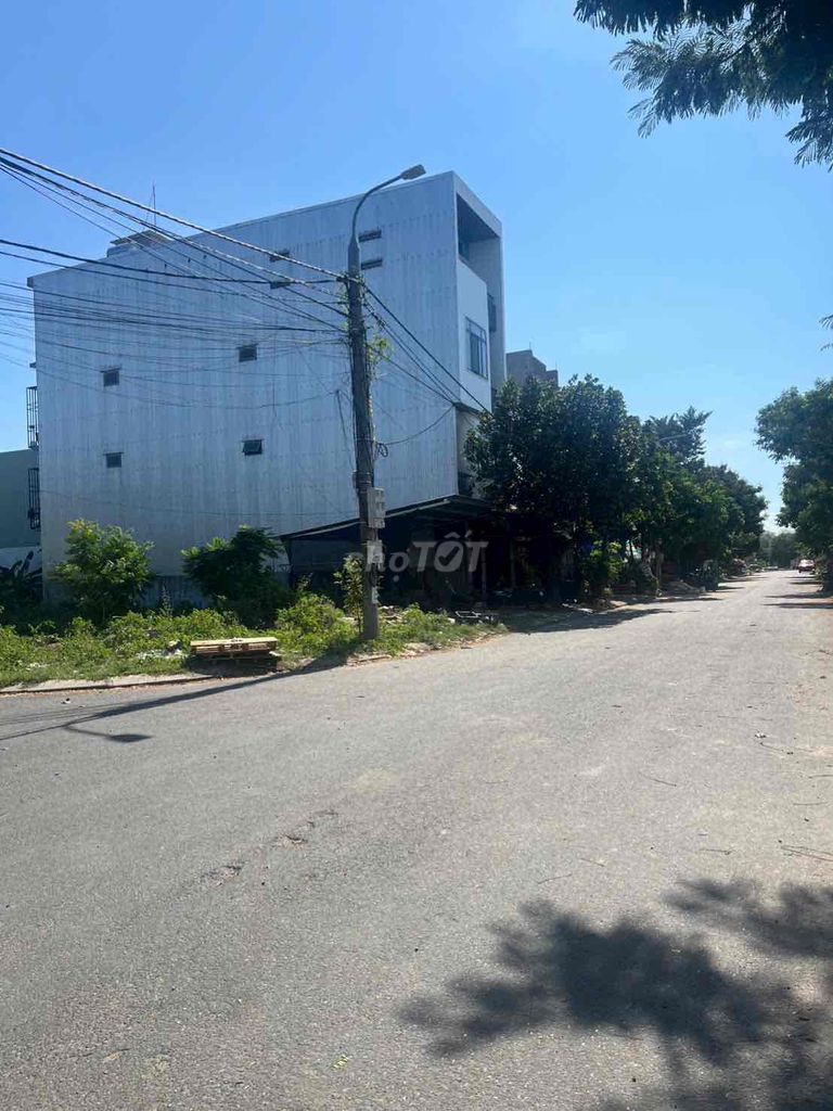 Продажа участка на дороге 7м5. Tdc ба тунг кхай тай. П нгу хань сон. Цена д